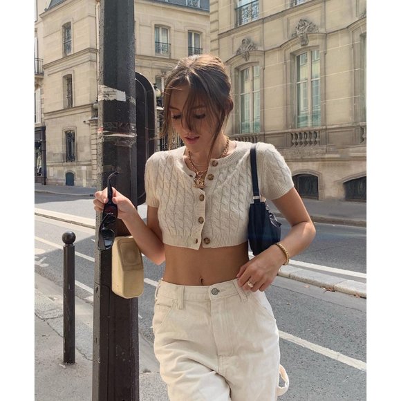 Aritzia Red Cable Knit Crop Top - Picture 4 of 11